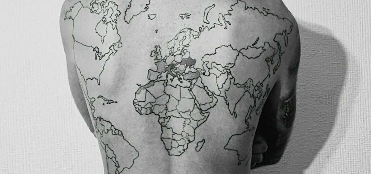 C'est le point zéro officiel à partir duquel l'ensemble de la cartographie nationale et des réseaux géodésiques de la Chine a été mesuré et calculé (établi à la fin des années 1970).