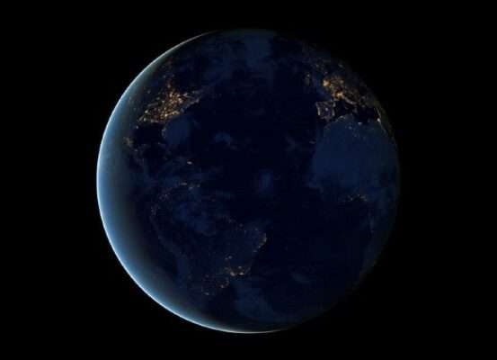 La Terre illuminée La Terre la nuit, lumières des villes vues de l'espace (NASA Black Marble)
